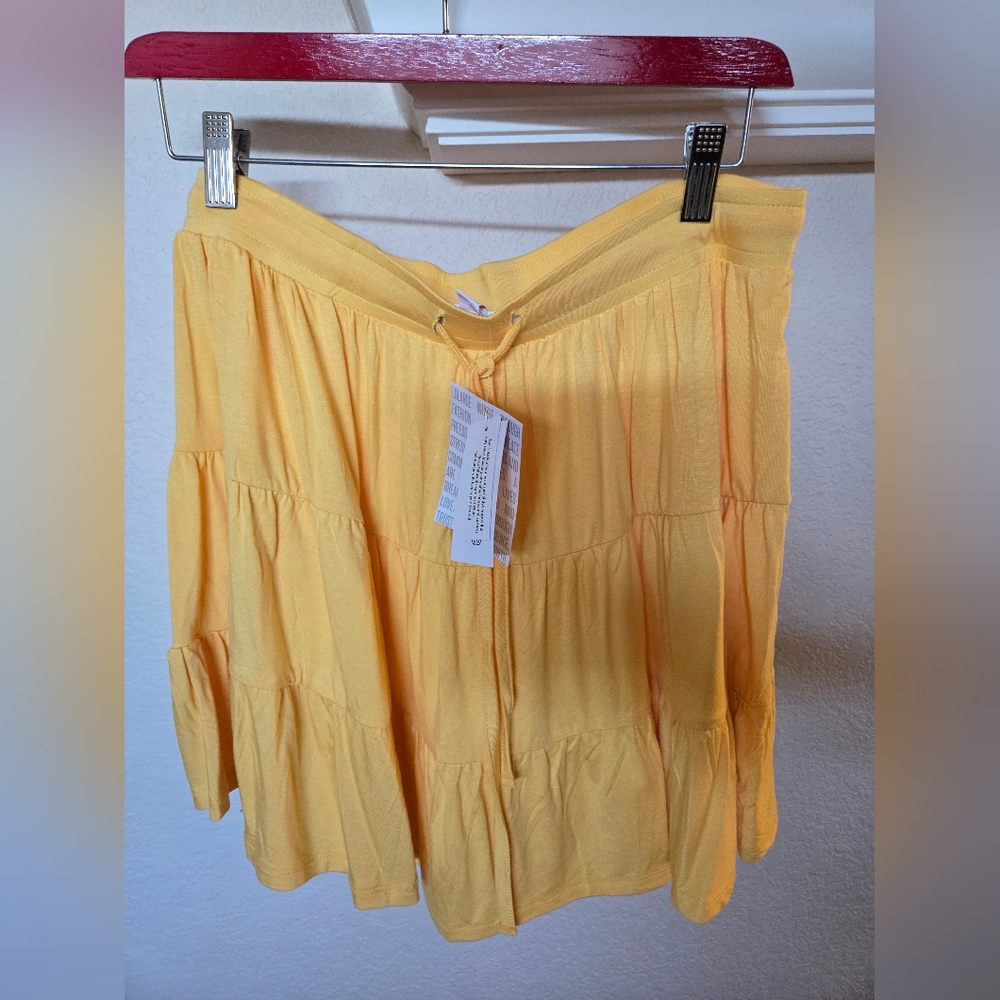 NWT Lularoe Talia mini skirt ,size M